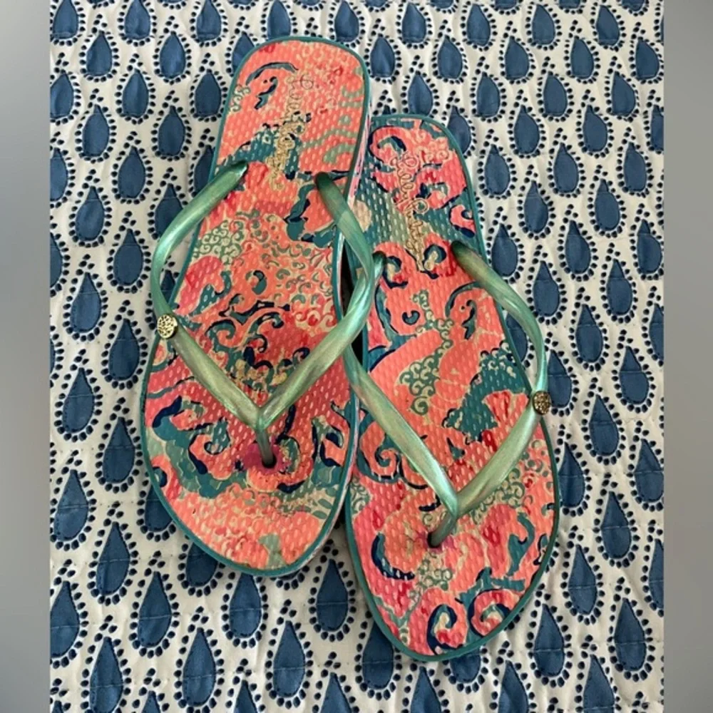 Lilly Pulitzer Turquoise Tropical Vibe Flip Flips Size 7/8